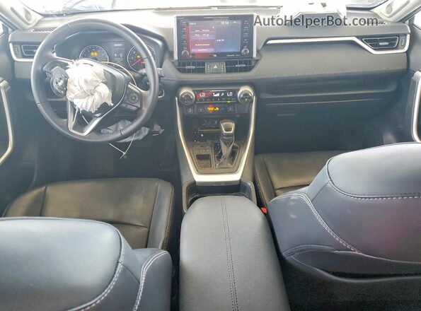 2T3C1RFV3KW034174 2019 TOYOTA RAV4 Gray Вид панелі приладів