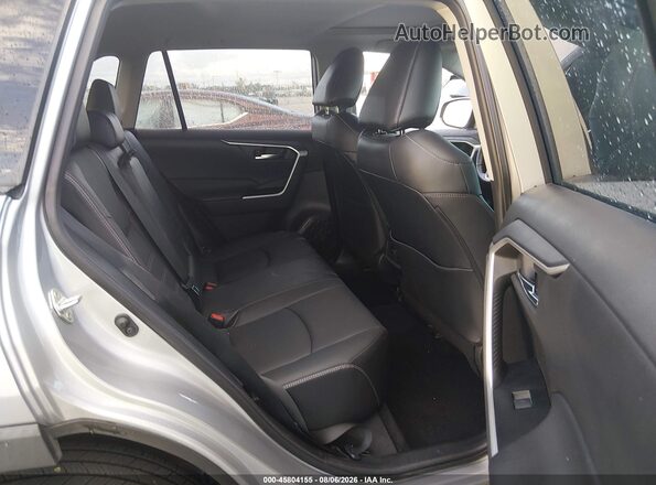 2T3C1RFV3NW209933 2022 TOYOTA RAV4 Gray VIN კოდის სტიკერის ხედი