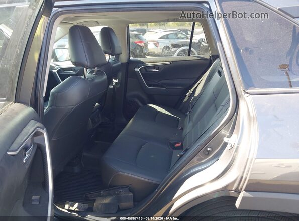 2T3C1RFV3RW301081 2024 TOYOTA RAV4 Gray VIN კოდის სტიკერის ხედი