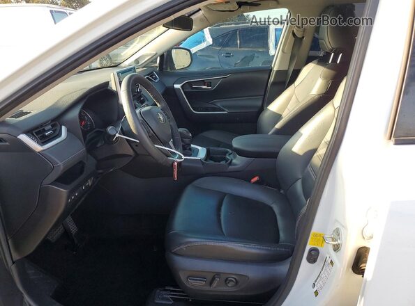 2T3C1RFV4LW097933 2020 TOYOTA RAV4 Белый Вид салона спереди
