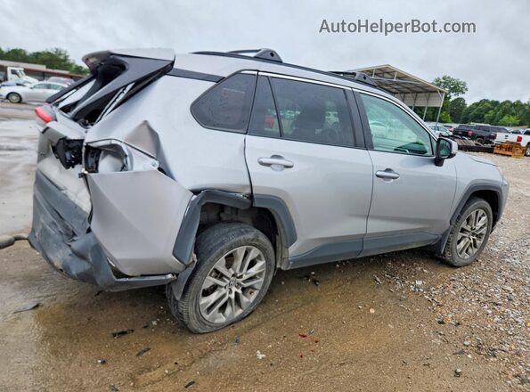 2T3C1RFV4PW286023 2023 TOYOTA RAV4 Silver უკანა მარჯვენა