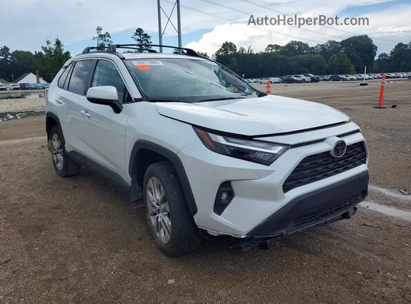 2T3C1RFV4RW357028 2024 TOYOTA RAV4 White Przód prawy