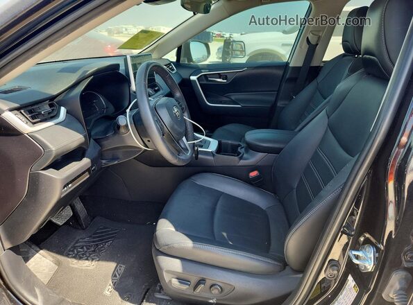 2T3C1RFV4SC325686 2025 TOYOTA RAV4 Black წინა სალონის ხედი