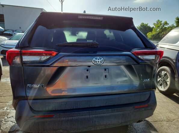 2T3C1RFV5MC135057 2021 TOYOTA RAV4 Gray Rear view