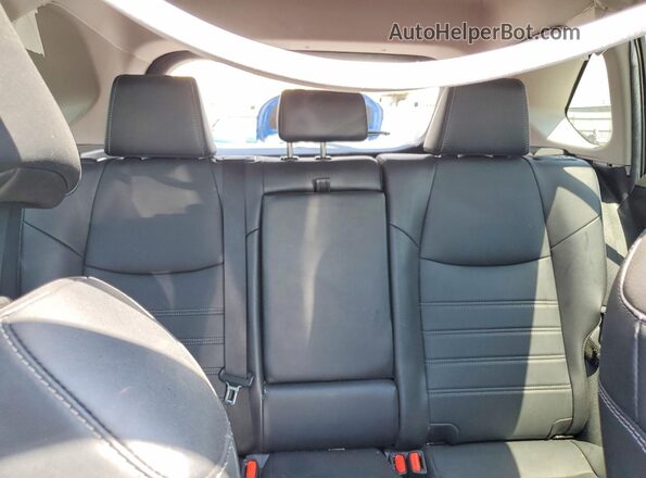 2T3C1RFV5RW300837 2024 TOYOTA RAV4 White Widok tylnych siedzeń