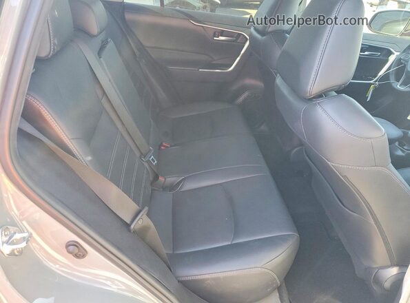 2T3C1RFV6MW145952 2021 TOYOTA RAV4 Серый Вид задней части салона