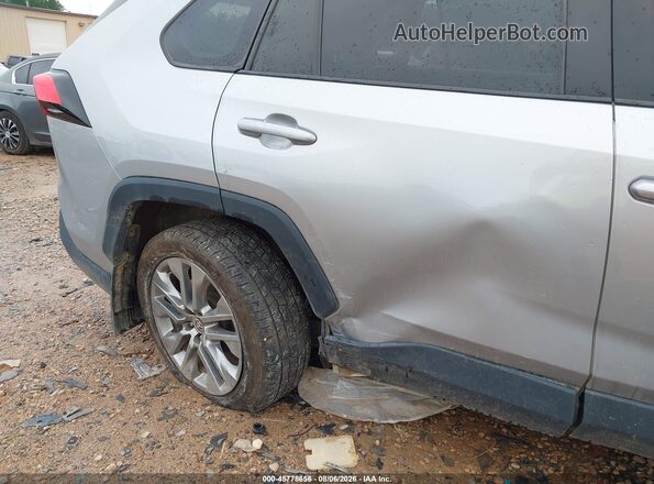 2T3C1RFV6RC301514 2024 TOYOTA RAV4 Silver Widok z przodu
