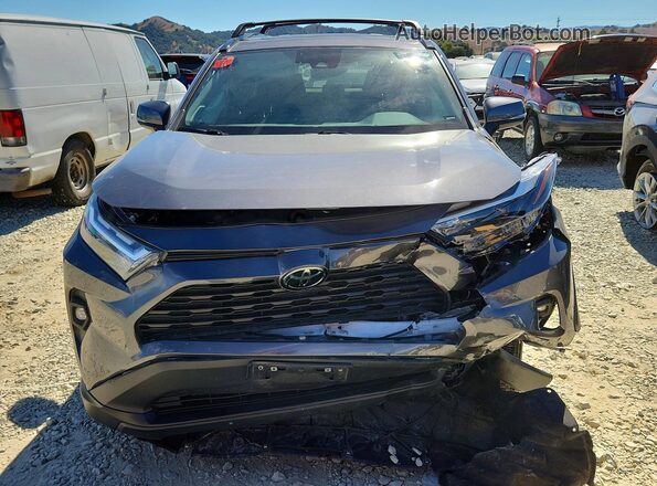 2T3C1RFV7PW285237 2023 TOYOTA RAV4 Серый Вид спереди