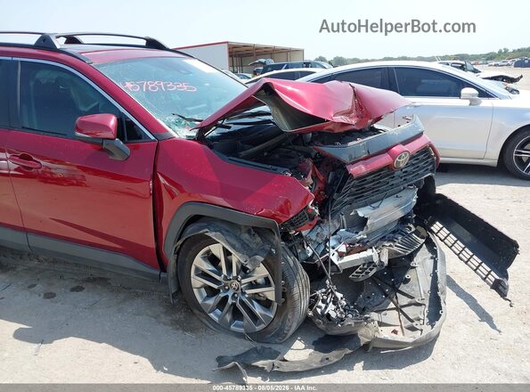 2T3C1RFV8RW338210 2024 TOYOTA RAV4 Red Widok z przodu