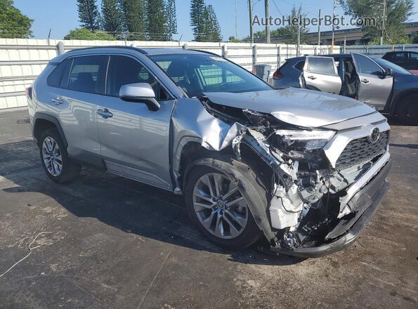 2T3C1RFV9PC227518 2023 TOYOTA RAV4 Silver წინა მარჯვენა