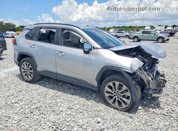 2T3C1RFV9PC233416 2023 TOYOTA RAV4 Silver Передня права чверть