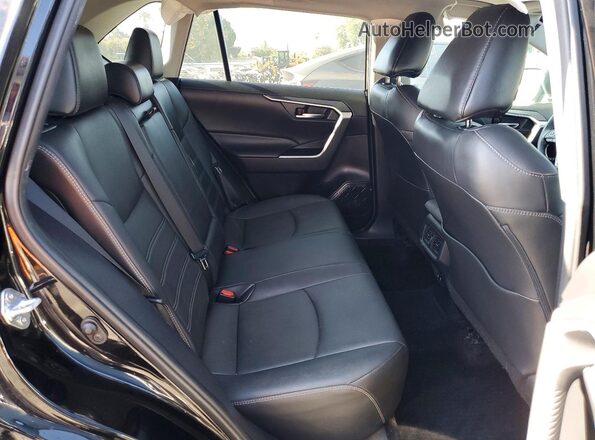 2T3C1RFVXMC163890 2021 TOYOTA RAV4 Черный Вид задней части салона