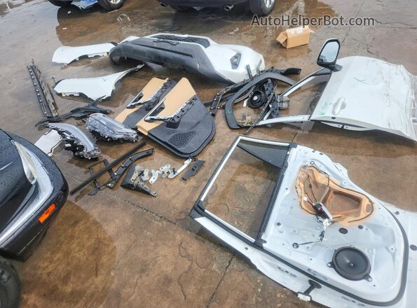 2T3C1RFVXRW308920 2024 TOYOTA RAV4 White Շարժիչի բաժամունքի տեսք