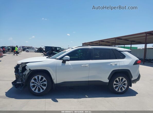 2T3C1RFVXRW314040 2024 TOYOTA RAV4 White 