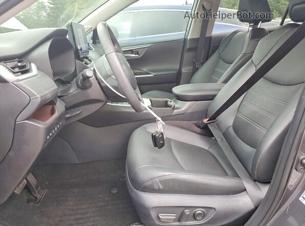 2T3D6RFV5RW079925 2024 TOYOTA RAV4 Gray Widok wnętrza z przodu