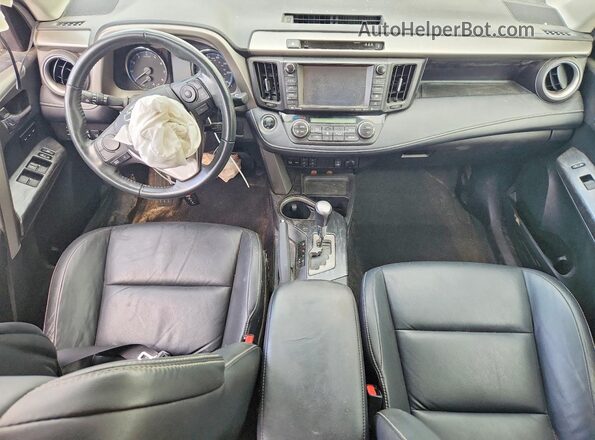 2T3DFREV0HW667988 2017 TOYOTA RAV4 White წინა პანელის ხედი