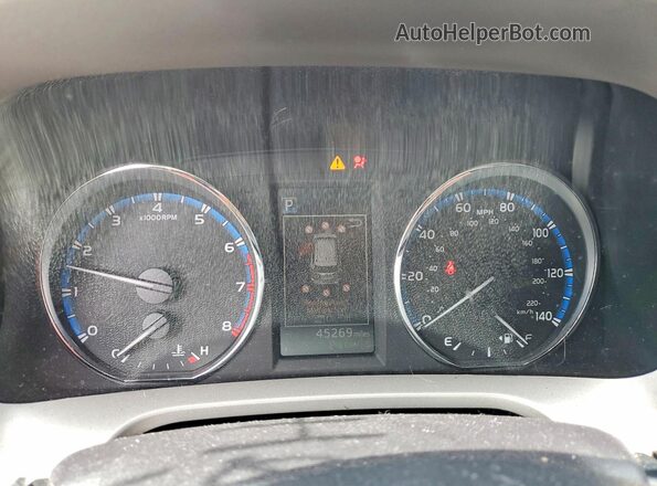 2T3DFREV1HW580214 2017 TOYOTA RAV4 Silver Widok zestawu wskaźników