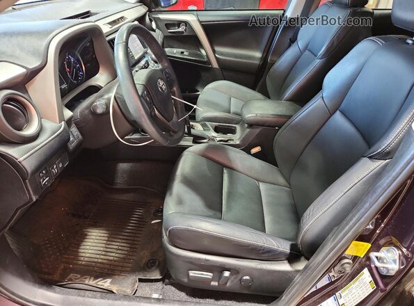 2T3DFREV1JW707906 2018 TOYOTA RAV4 Purple Widok wnętrza z przodu