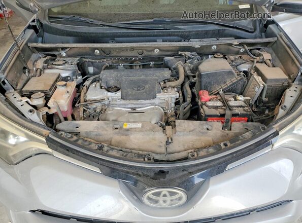 2T3DFREV3JW724450 2018 TOYOTA RAV4 Silver Engine compartment view