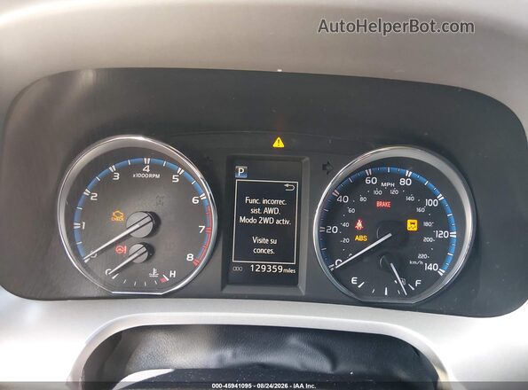 2T3DFREV5JW755702 2018 TOYOTA RAV4 Black Widok tylnych siedzeń