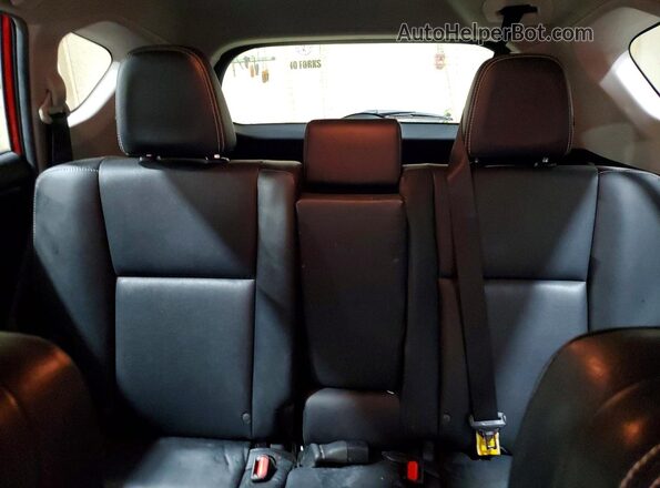 2T3DFREV6HW558368 2017 TOYOTA RAV4 Red Հետևի նստատեղերի տեսք