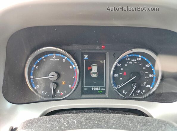 2T3DFREV6JW718853 2018 TOYOTA RAV4 Silver Սարքավորումների վահանակի տեսք