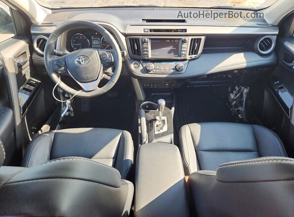 2T3DFREV8JW696127 2018 TOYOTA RAV4 White Առջևի վահանակի տեսք