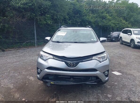 2T3DFREV9HW687642 2017 TOYOTA RAV4 Silver Вид спереду