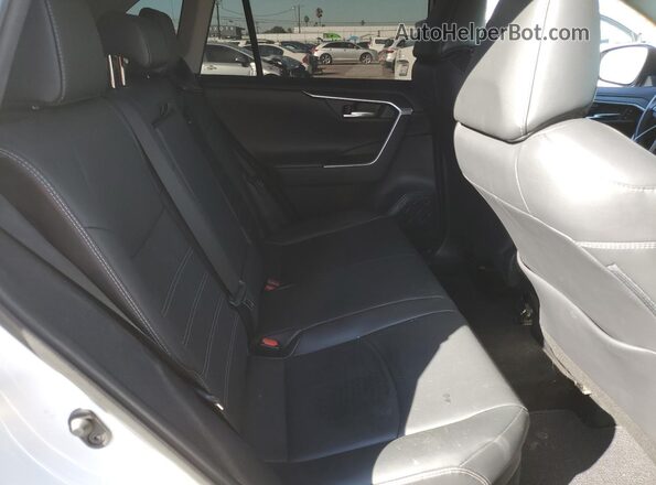 2T3DWRFV1KW038889 2019 TOYOTA RAV4 White 