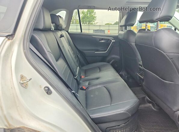 2T3DWRFV7LW055715 2020 TOYOTA RAV4 White Вид задніх сидінь