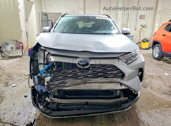 2T3DWRFV8KW028280 2019 TOYOTA RAV4 Серебряный Вид спереди