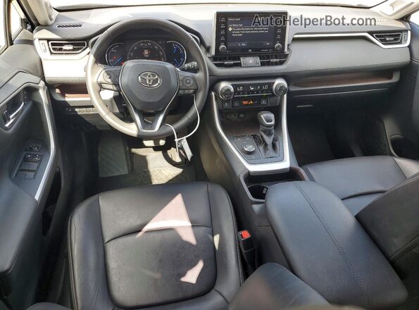 2T3DWRFVXKW035974 2019 TOYOTA RAV4 Синий Вид панели приборов