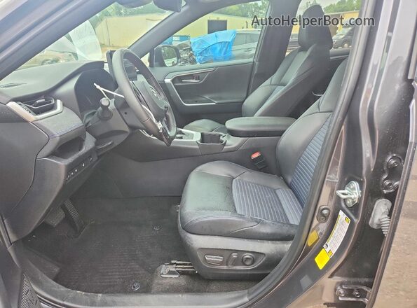 2T3E6RFV1PW041917 2023 TOYOTA RAV4 Gray Вид салону спереду