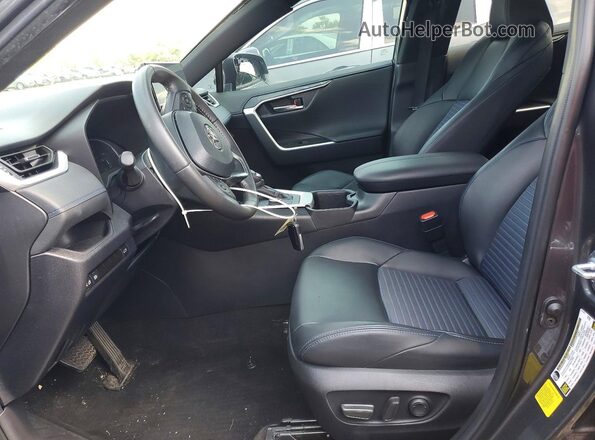 2T3E6RFV3RW061573 2024 TOYOTA RAV4 Gray Front interior view