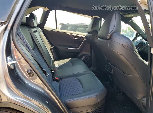 2T3E6RFV3RW061573 2024 TOYOTA RAV4 Gray Rear interior view