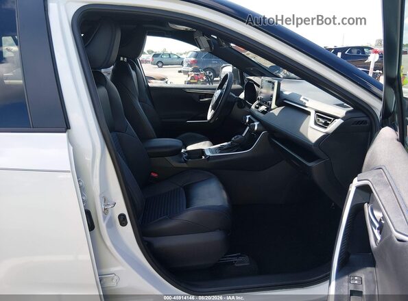 2T3E6RFV4LW001941 2020 TOYOTA RAV4 HYBRID White Front interior view