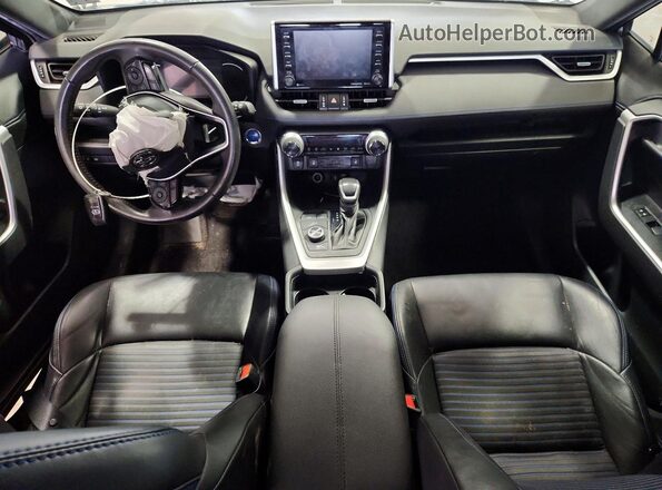 2T3EWRFV1LW096586 2020 TOYOTA RAV4 Gray Dashboard view
