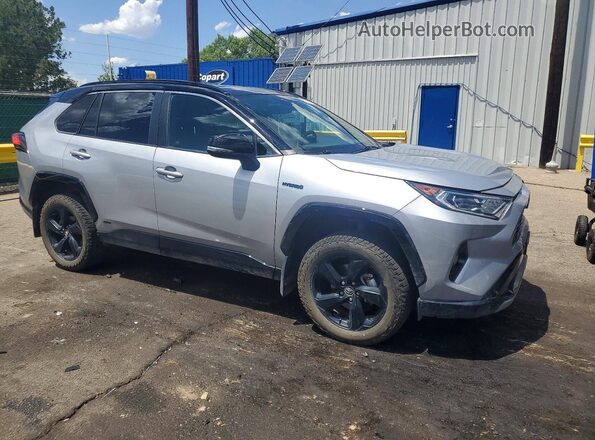 2T3EWRFV6LW099807 2020 TOYOTA RAV4 Серебряный Передняя правая четверть