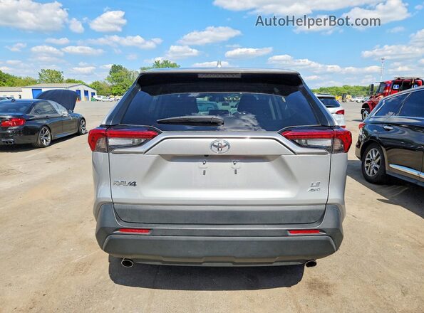 2T3F1RFV2PW372878 2023 TOYOTA RAV4 Silver უკანა ხედი
