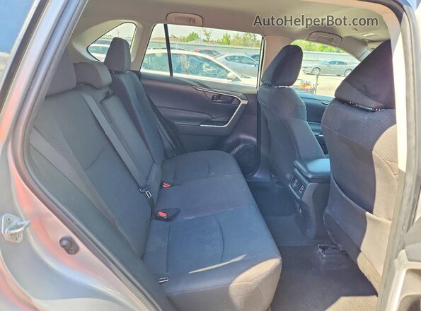 2T3F1RFV2PW372878 2023 TOYOTA RAV4 Silver უკანა სალონის ხედი