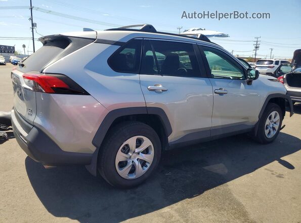 2T3F1RFV3MW190070 2021 TOYOTA RAV4 Silver Задня права чверть