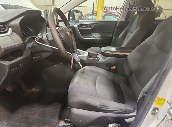 2T3F1RFV4LW088193 2020 TOYOTA RAV4 White Widok wnętrza z przodu