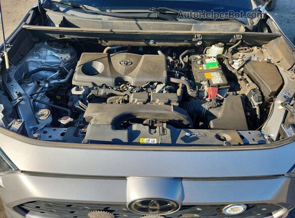 2T3F1RFV4MC252657 2021 TOYOTA RAV4 Silver Շարժիչի բաժամունքի տեսք