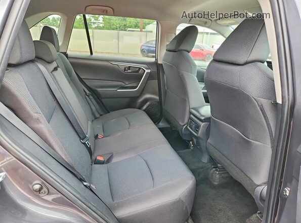 2T3F1RFV6SW586054 2025 TOYOTA RAV4 Gray Widok wnętrza z tyłu