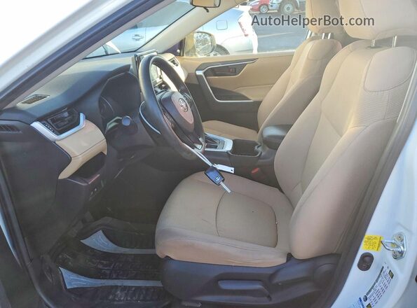 2T3F1RFV7NC270152 2022 TOYOTA RAV4 White Вид салону спереду