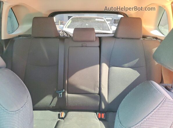 2T3F1RFV7NW279139 2022 TOYOTA RAV4 Silver Widok tylnych siedzeń