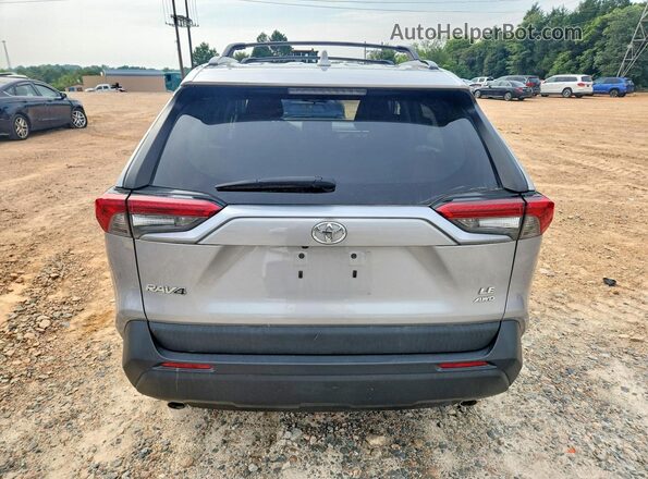 2T3F1RFV9LC111260 2020 TOYOTA RAV4 Silver Widok z tyłu