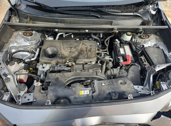 2T3F1RFV9LC111260 2020 TOYOTA RAV4 Silver Widok wnętrza z tyłu