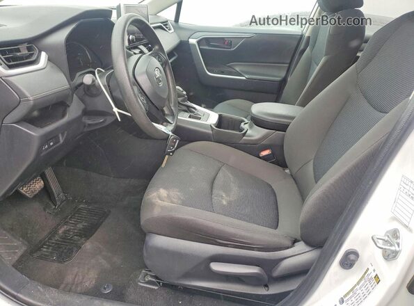 2T3F1RFV9RW460944 2024 TOYOTA RAV4 Белый Вид салона спереди