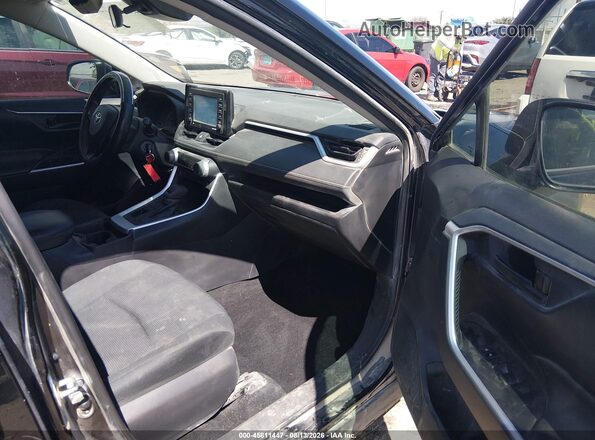 2T3F1RFVXMW140931 2021 TOYOTA RAV4 Черный Вид салона спереди